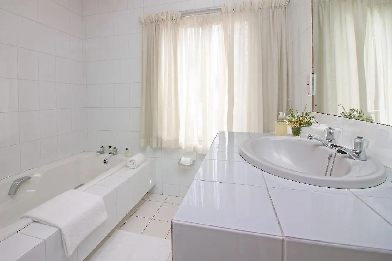 Hotel Leonora At Welgemoed Manor Bellville Sudafrica